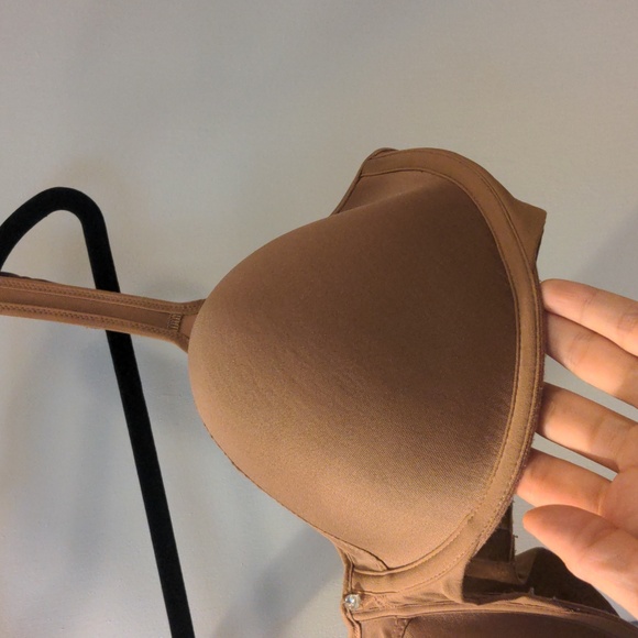 BALI Brown Tan Bra with Underwire, No Padding 40DD EUC - Picture 6 of 13